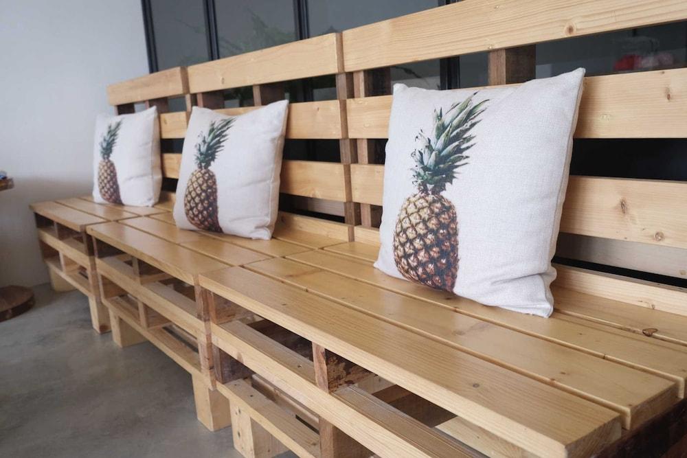 White Loft Hotel Malacca Kültér fotó