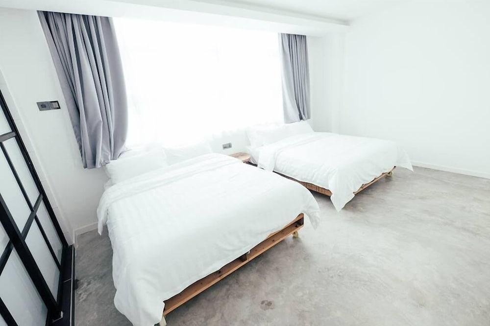 White Loft Hotel Malacca Kültér fotó