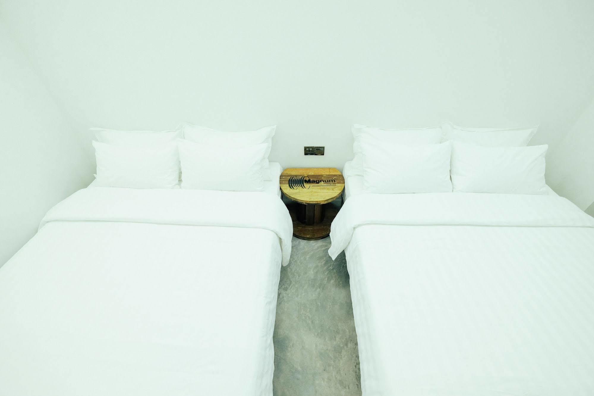 White Loft Hotel Malacca Kültér fotó