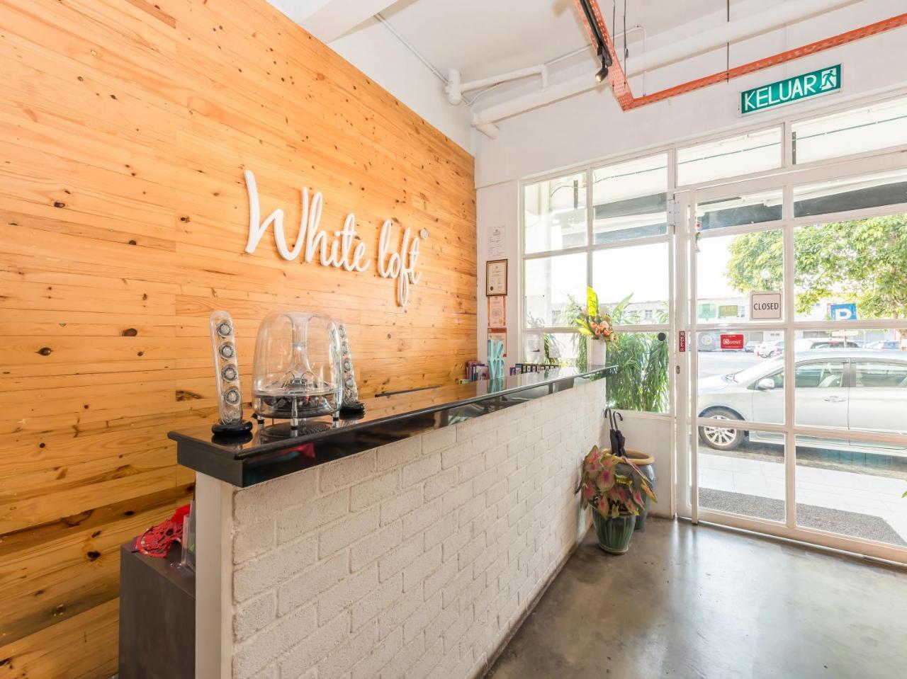 White Loft Hotel Malacca Kültér fotó