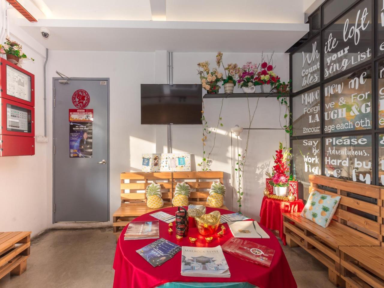 White Loft Hotel Malacca Kültér fotó